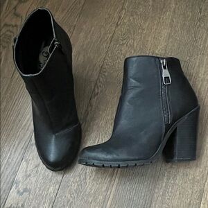 Women’s Black Ankle Boots Size 8